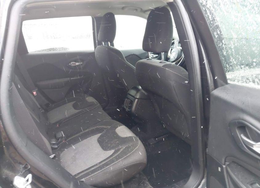 Photo 8 of 2014 Jeep Cherokee LATITUDE (VIN 1C4PJLCB0EW158644)