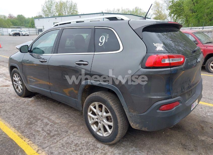 Photo 3 of 2014 Jeep Cherokee LATITUDE (VIN 1C4PJLCB0EW252815)