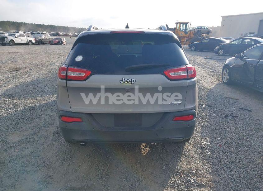 Photo 16 of 2015 Jeep Cherokee LATITUDE (VIN 1C4PJLCB0FW607600)