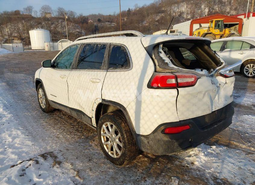 Photo 3 of 2015 Jeep Cherokee LATITUDE (VIN 1C4PJLCB0FW683771)