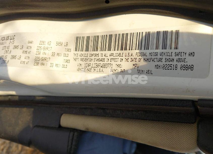 Photo 9 of 2015 Jeep Cherokee LATITUDE (VIN 1C4PJLCB0FW683771)