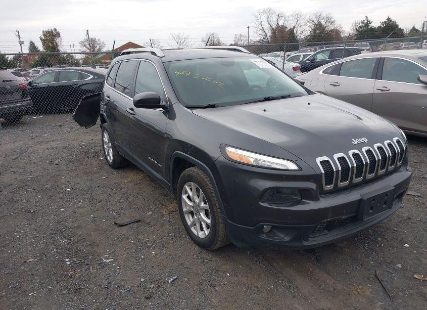 2015 Jeep Cherokee LATITUDE (VIN 1C4PJLCB0FW690378) main photo