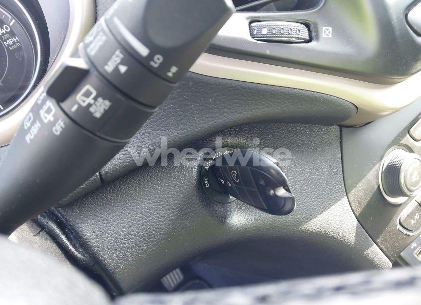 Photo 11 of 2016 Jeep Cherokee LATITUDE (VIN 1C4PJLCB0GW167878)