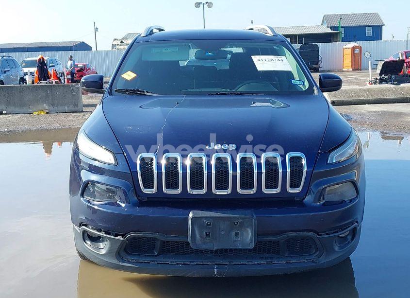 Photo 12 of 2016 Jeep Cherokee LATITUDE (VIN 1C4PJLCB0GW167878)