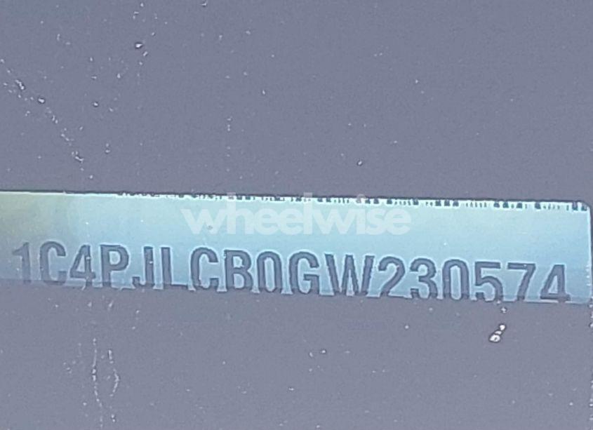 Photo 17 of 2016 Jeep Cherokee LATITUDE (VIN 1C4PJLCB0GW230574)