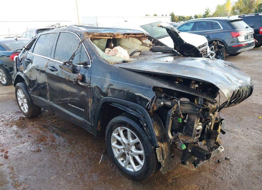 2016 Jeep Cherokee LATITUDE (VIN 1C4PJLCB0GW324079) main photo