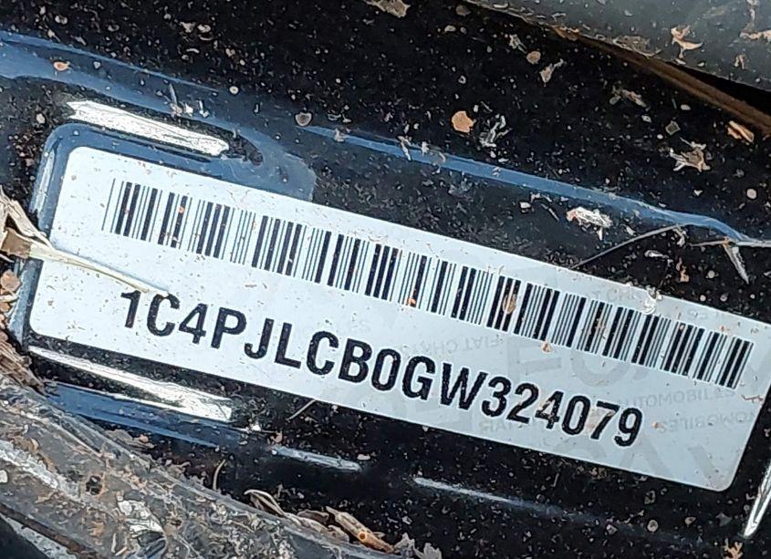 Photo 9 of 2016 Jeep Cherokee LATITUDE (VIN 1C4PJLCB0GW324079)