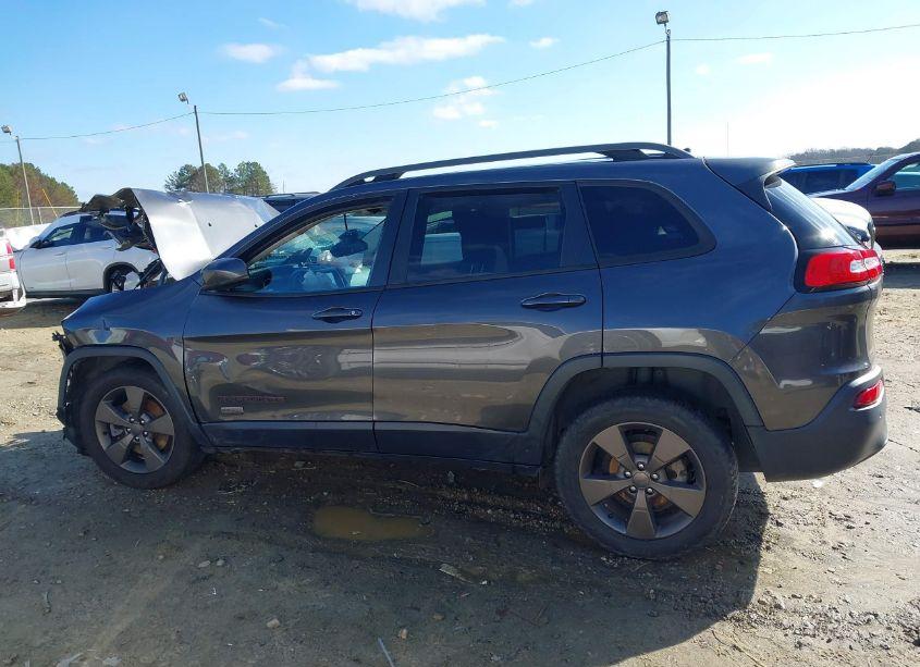 Photo 14 of 2016 Jeep Cherokee 75TH ANNIVERSARY (VIN 1C4PJLCB0GW369524)
