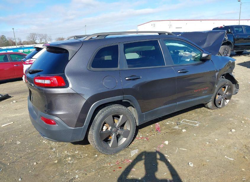 Photo 4 of 2016 Jeep Cherokee 75TH ANNIVERSARY (VIN 1C4PJLCB0GW369524)