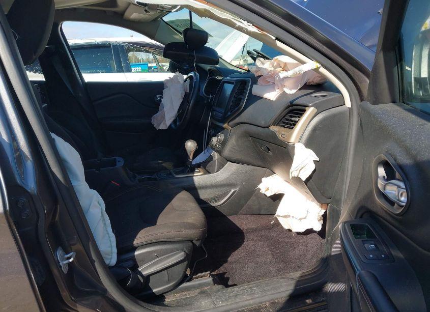 Photo 5 of 2016 Jeep Cherokee 75TH ANNIVERSARY (VIN 1C4PJLCB0GW369524)