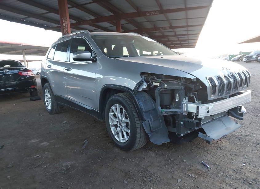 2017 Jeep Cherokee LATITUDE FWD (VIN 1C4PJLCB0HD221399) main photo