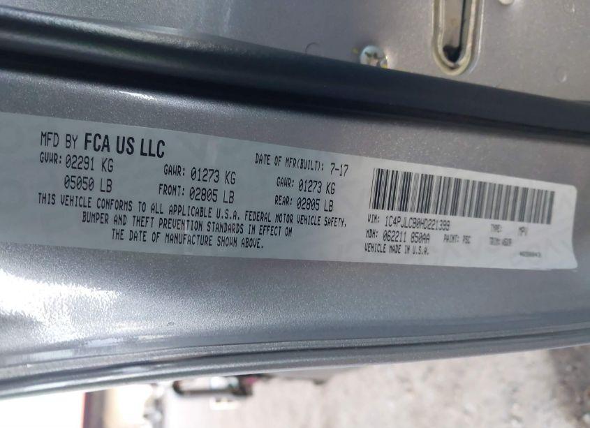 Photo 9 of 2017 Jeep Cherokee LATITUDE FWD (VIN 1C4PJLCB0HD221399)