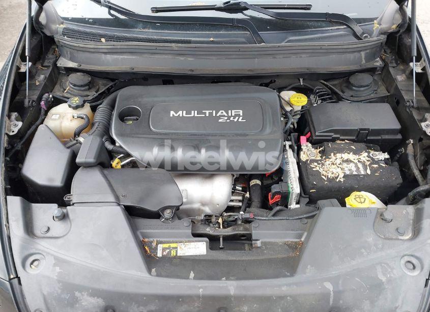 Photo 10 of 2017 Jeep Cherokee LATITUDE FWD (VIN 1C4PJLCB0HW514580)