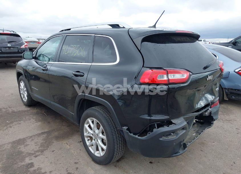Photo 3 of 2017 Jeep Cherokee LATITUDE FWD (VIN 1C4PJLCB0HW514580)