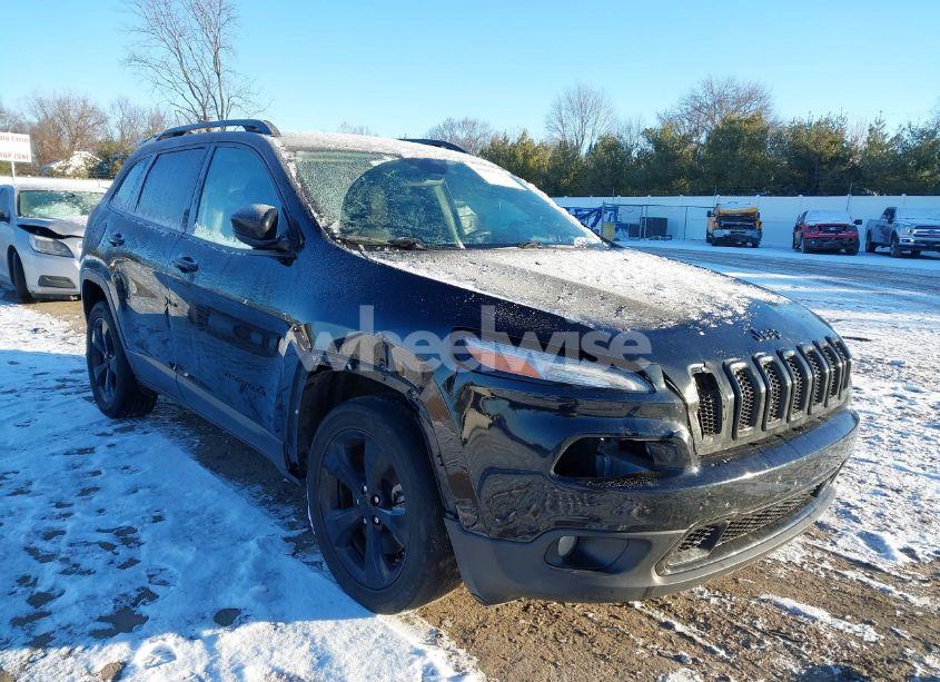 Photo 6 of 2018 Jeep Cherokee LATITUDE FWD (VIN 1C4PJLCB0JD556863)