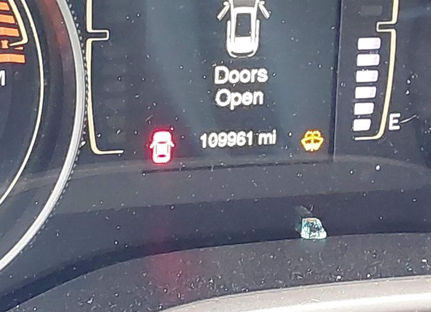 Photo 15 of 2018 Jeep Cherokee LATITUDE FWD (VIN 1C4PJLCB0JD577308)