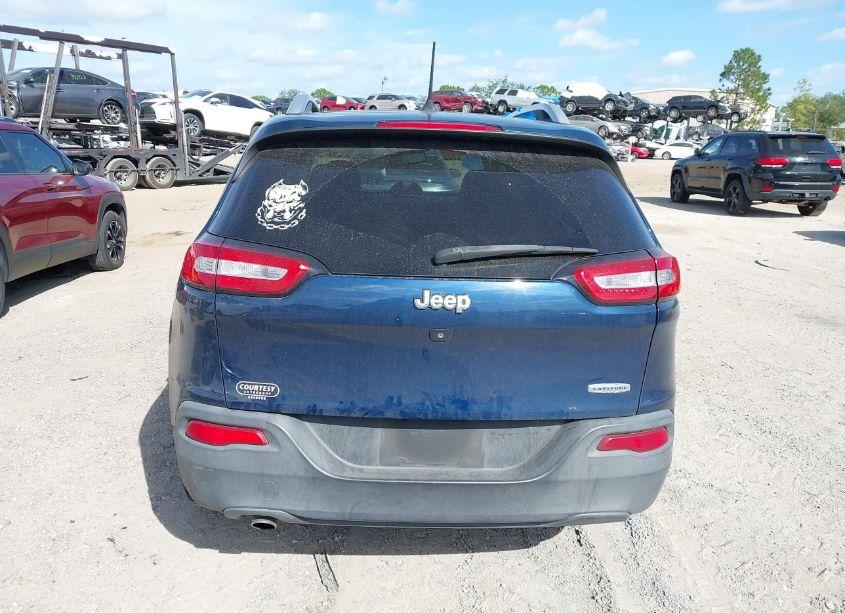 Photo 16 of 2018 Jeep Cherokee LATITUDE FWD (VIN 1C4PJLCB0JD577308)