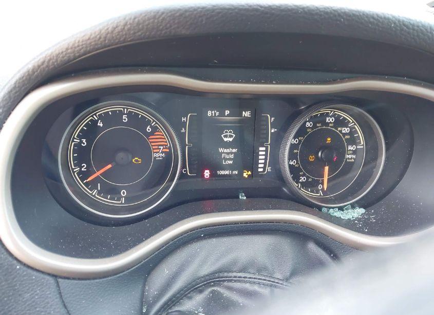 Photo 7 of 2018 Jeep Cherokee LATITUDE FWD (VIN 1C4PJLCB0JD577308)