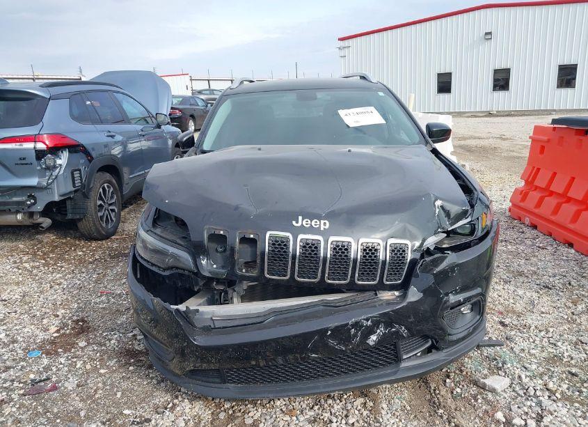Photo 13 of 2019 Jeep Cherokee LATITUDE FWD (VIN 1C4PJLCB0KD248898)