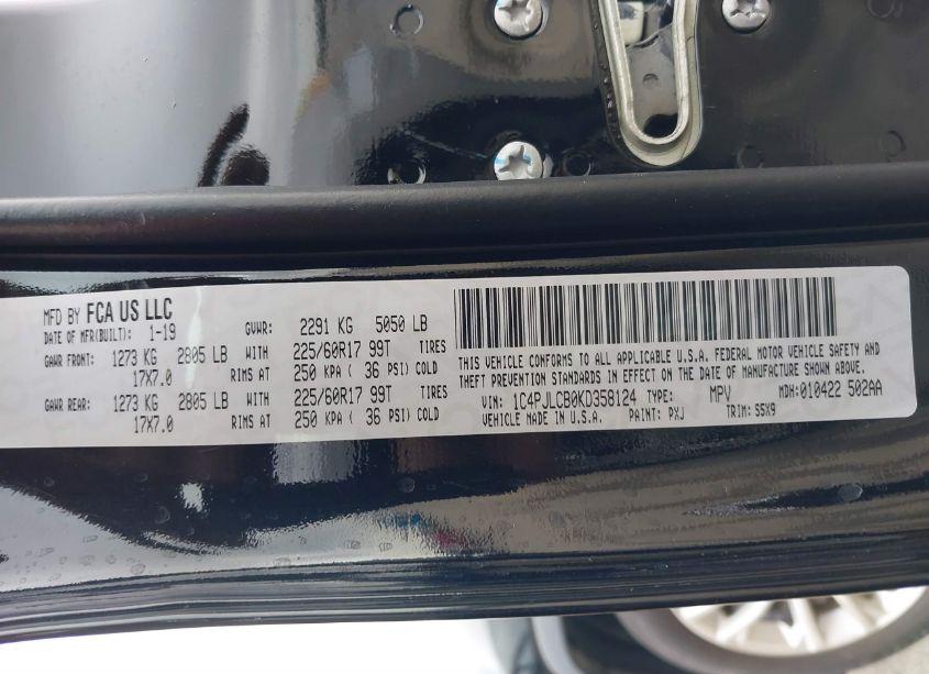 Photo 9 of 2019 Jeep Cherokee LATITUDE FWD (VIN 1C4PJLCB0KD358124)