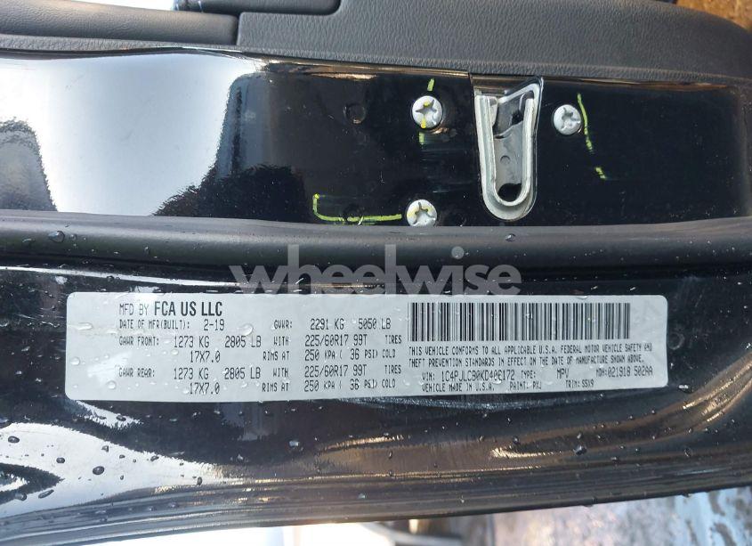 Photo 9 of 2019 Jeep Cherokee LATITUDE FWD (VIN 1C4PJLCB0KD406172)