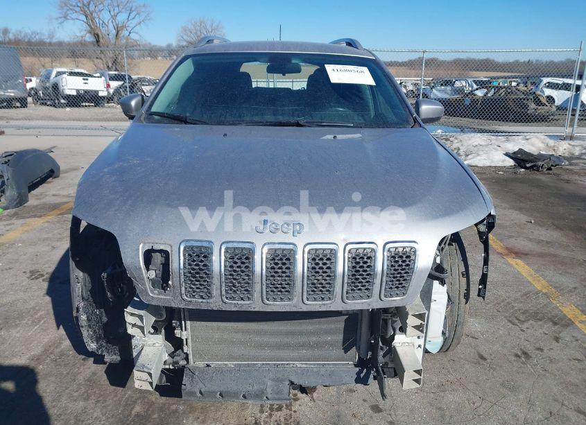 Photo 12 of 2020 Jeep Cherokee LATITUDE FWD (VIN 1C4PJLCB0LD536471)