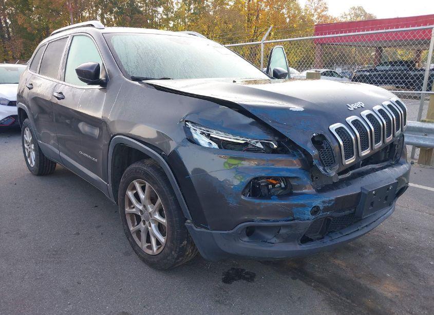 Photo 6 of 2014 Jeep Cherokee LATITUDE (VIN 1C4PJLCB1EW171645)