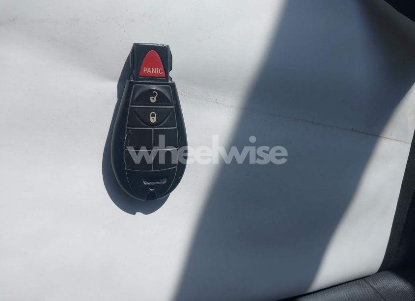 Photo 11 of 2014 Jeep Cherokee LATITUDE (VIN 1C4PJLCB1EW313413)