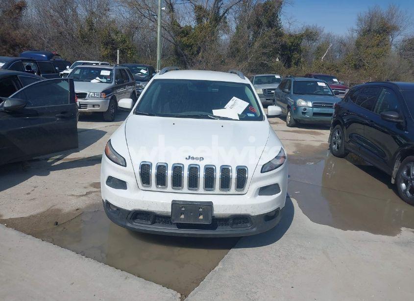 Photo 12 of 2014 Jeep Cherokee LATITUDE (VIN 1C4PJLCB1EW313413)