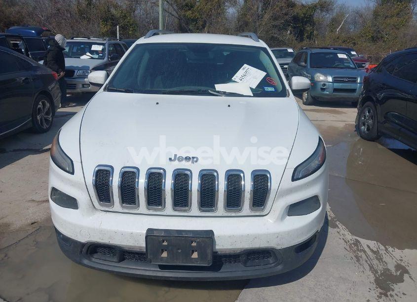 Photo 6 of 2014 Jeep Cherokee LATITUDE (VIN 1C4PJLCB1EW313413)