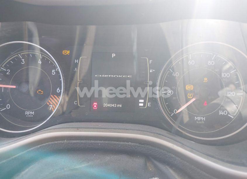 Photo 7 of 2014 Jeep Cherokee LATITUDE (VIN 1C4PJLCB1EW313413)