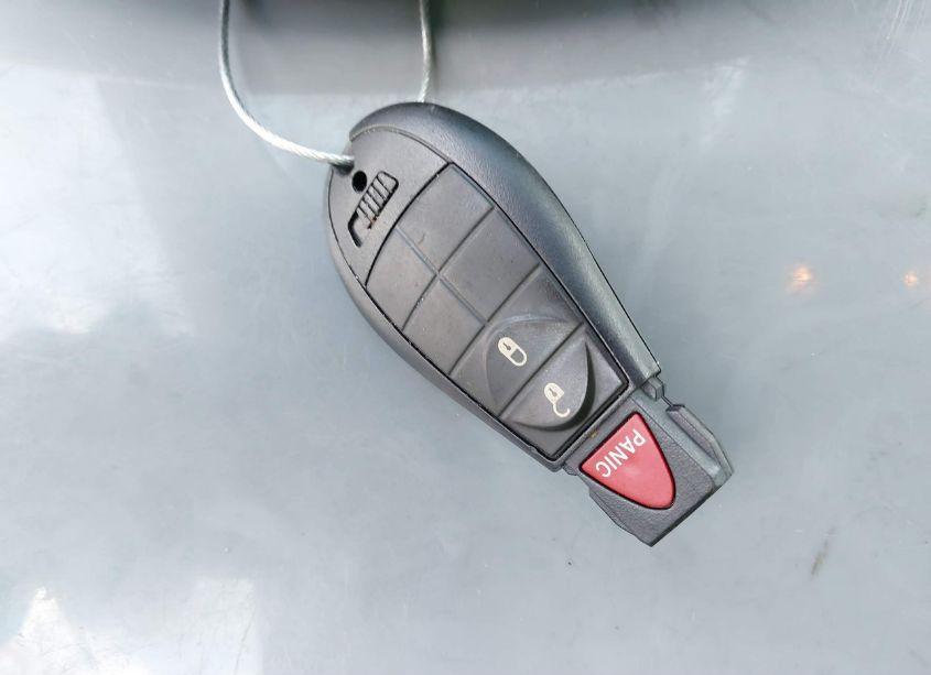 Photo 11 of 2015 Jeep Cherokee LATITUDE (VIN 1C4PJLCB1FW516299)