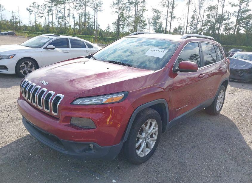 Photo 2 of 2015 Jeep Cherokee LATITUDE (VIN 1C4PJLCB1FW516299)