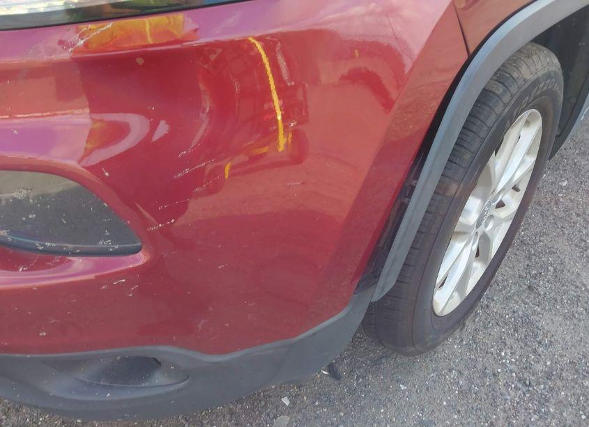 Photo 20 of 2015 Jeep Cherokee LATITUDE (VIN 1C4PJLCB1FW516299)