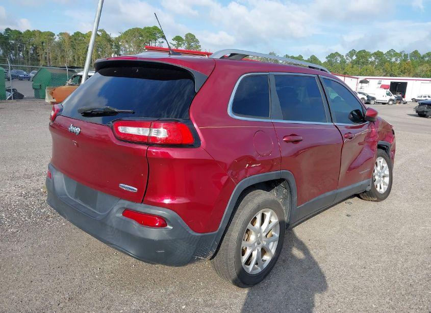 Photo 4 of 2015 Jeep Cherokee LATITUDE (VIN 1C4PJLCB1FW516299)