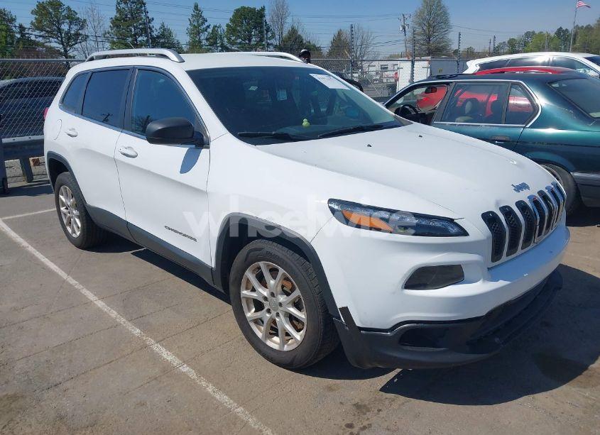 2015 Jeep Cherokee LATITUDE (VIN 1C4PJLCB1FW531160) main photo