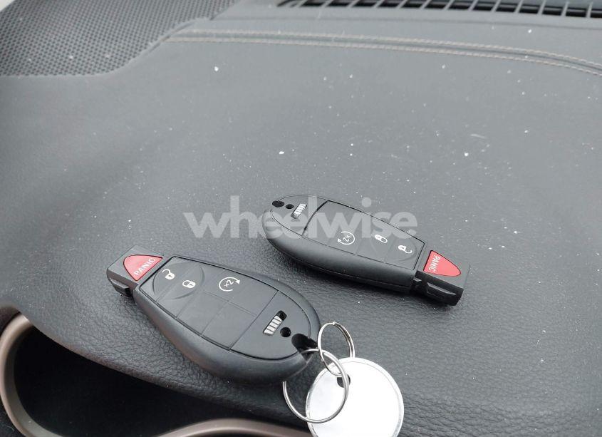 Photo 11 of 2015 Jeep Cherokee LATITUDE (VIN 1C4PJLCB1FW536794)