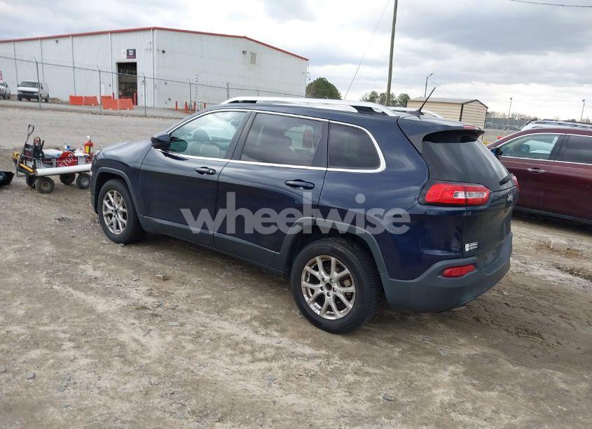 Photo 3 of 2015 Jeep Cherokee LATITUDE (VIN 1C4PJLCB1FW536794)