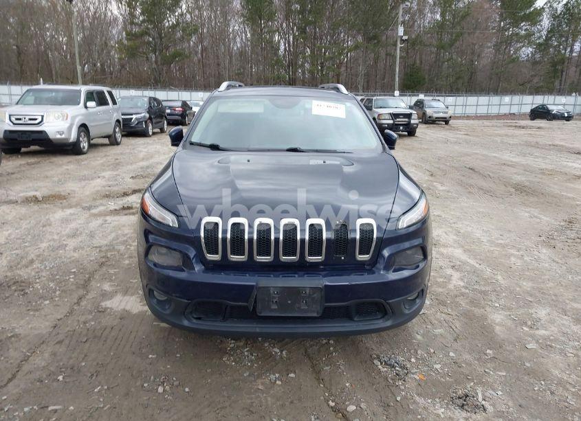 Photo 6 of 2015 Jeep Cherokee LATITUDE (VIN 1C4PJLCB1FW536794)
