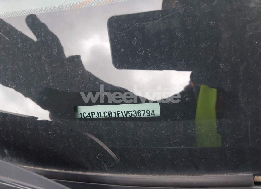 Photo 9 of 2015 Jeep Cherokee LATITUDE (VIN 1C4PJLCB1FW536794)