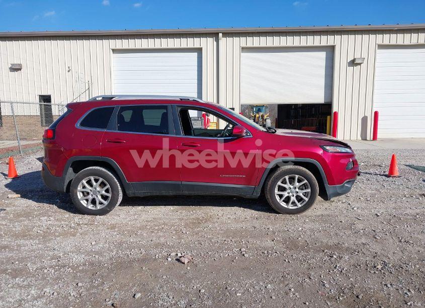Photo 13 of 2015 Jeep Cherokee LATITUDE (VIN 1C4PJLCB1FW627449)