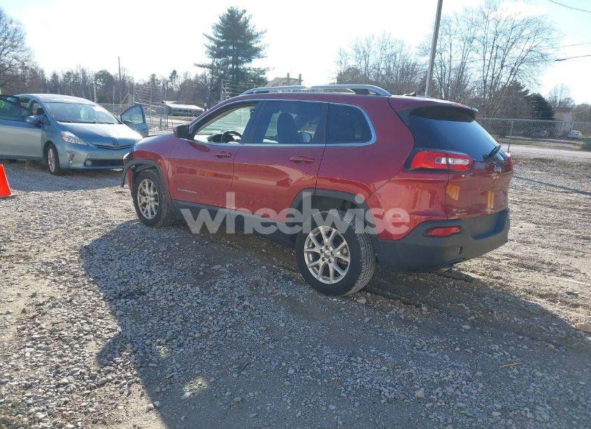 Photo 3 of 2015 Jeep Cherokee LATITUDE (VIN 1C4PJLCB1FW627449)