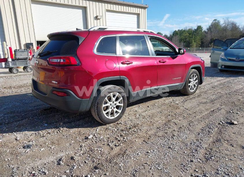 Photo 4 of 2015 Jeep Cherokee LATITUDE (VIN 1C4PJLCB1FW627449)