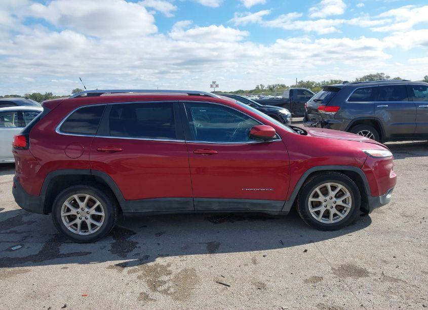 Photo 13 of 2015 Jeep Cherokee LATITUDE (VIN 1C4PJLCB1FW683309)