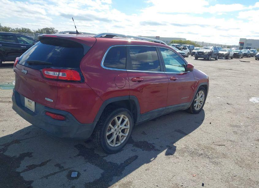 Photo 4 of 2015 Jeep Cherokee LATITUDE (VIN 1C4PJLCB1FW683309)