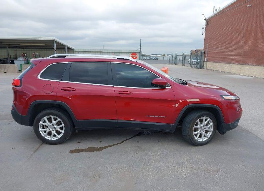 Photo 14 of 2015 Jeep Cherokee LATITUDE (VIN 1C4PJLCB1FW700299)