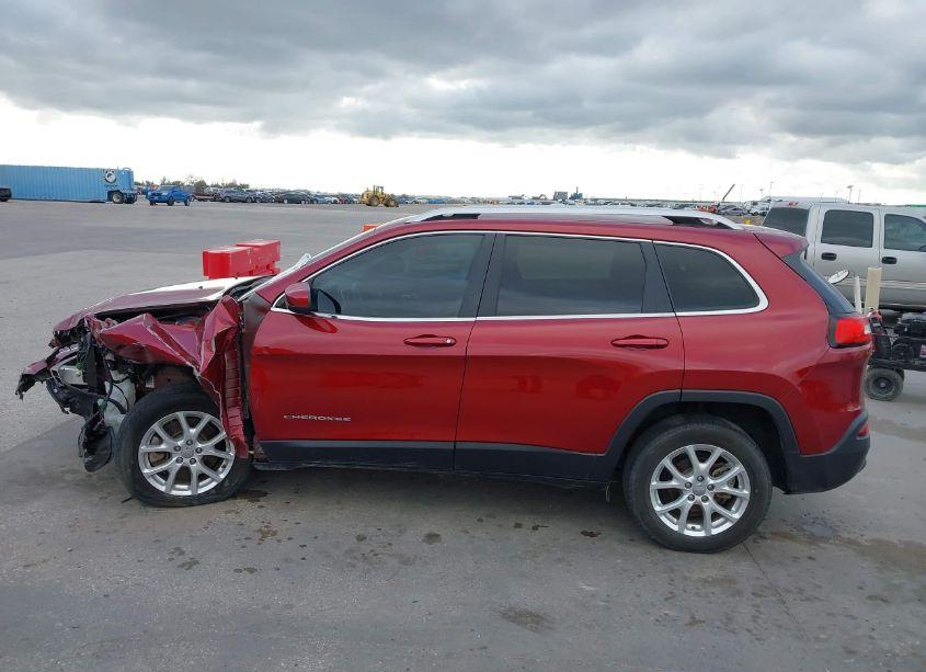 Photo 15 of 2015 Jeep Cherokee LATITUDE (VIN 1C4PJLCB1FW700299)