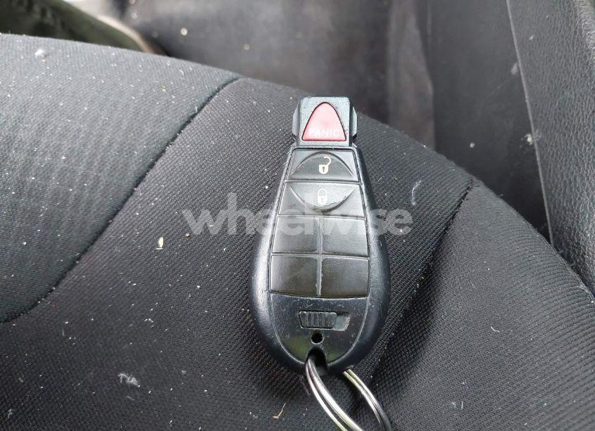 Photo 11 of 2015 Jeep Cherokee LATITUDE (VIN 1C4PJLCB1FW706636)