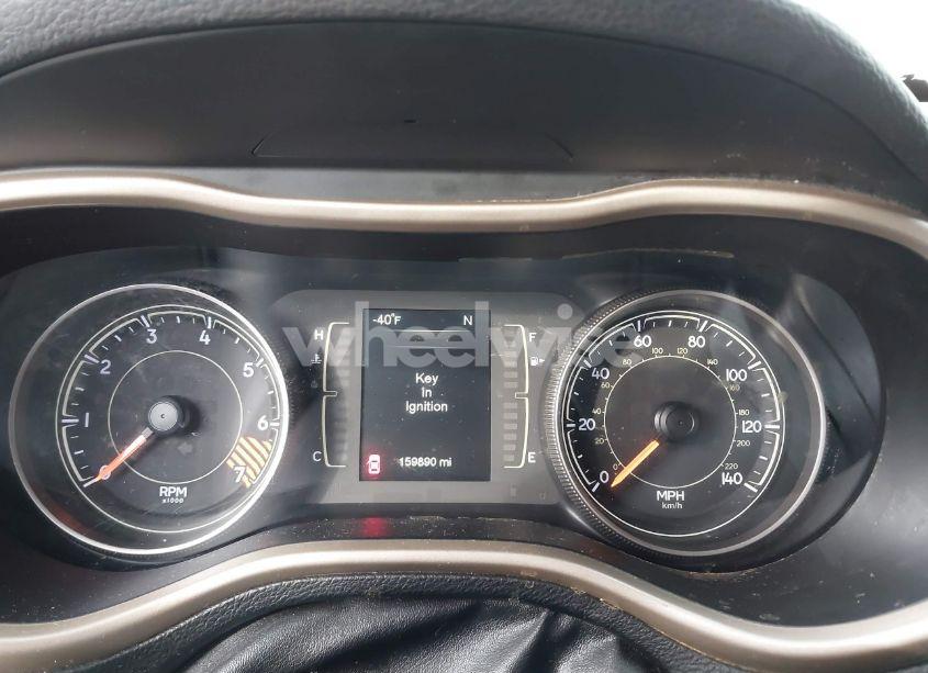 Photo 7 of 2015 Jeep Cherokee LATITUDE (VIN 1C4PJLCB1FW706636)