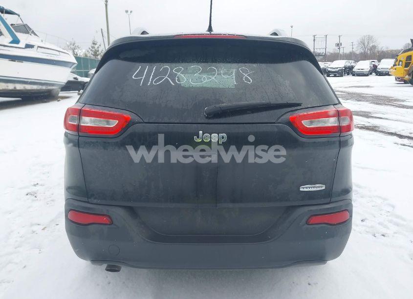 Photo 16 of 2015 Jeep Cherokee LATITUDE (VIN 1C4PJLCB1FW770594)